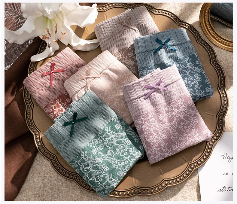 

Sexy Lace Cotton Women's Panties Mid Rise Comfortable Female Briefs Underpants Flower Stretch Intimates Lingerie