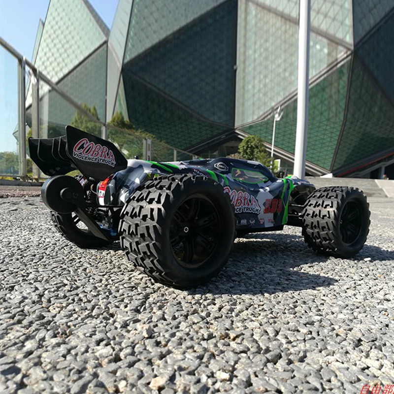 Радиоуправляемый автомобиль полноприводный электрический грузовик VRX гоночная