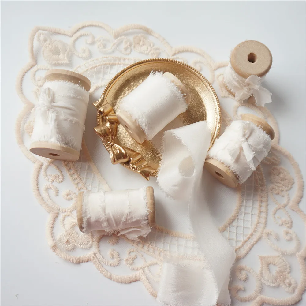 5 МТС/рулон белые из чистого шелка потертые с окантовкой свадебный букет лентами