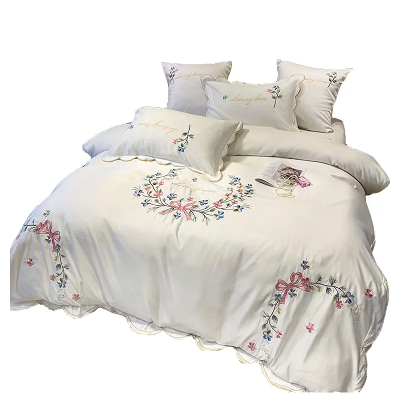 

European style pure cotton 4 piece set princess style satin embroidered silk quilt cover cotton bed sheet silky naked bedding