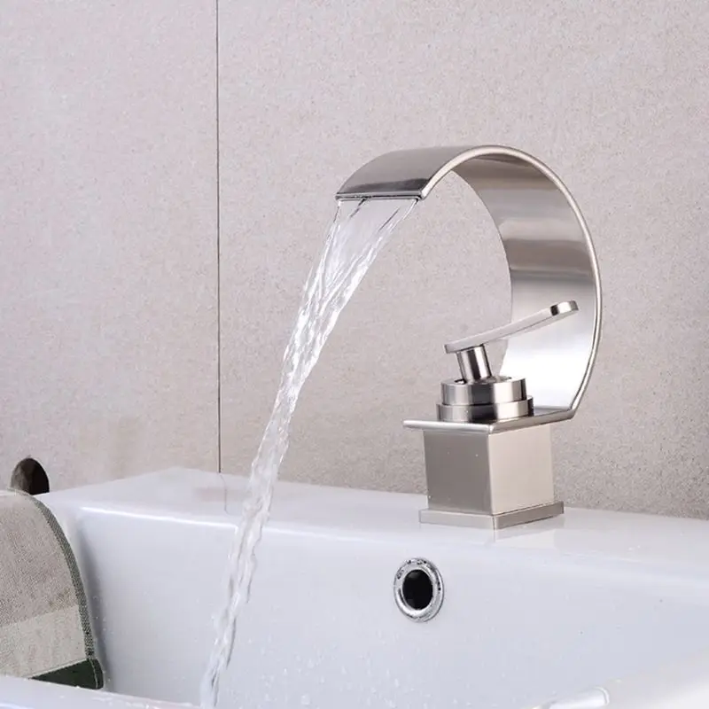 

Curve Style Basin Faucet Tap Chrome Finish Single Handle Hole Deck Mounted Wash Hot Cold Mixer Bathroom Kitchen Sink U7EA