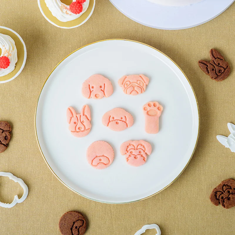

New Small Dog Biscuit Mold Cartoon Mini Puppy Cookie Press Mold Cute Animal DIY 3D Fondant Pastry Sugar Crafts Forms Baking Tool