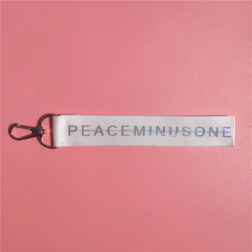 Брелок для ключей с лазерной печатью PEACEMINUSONE FH8|Брелоки| |