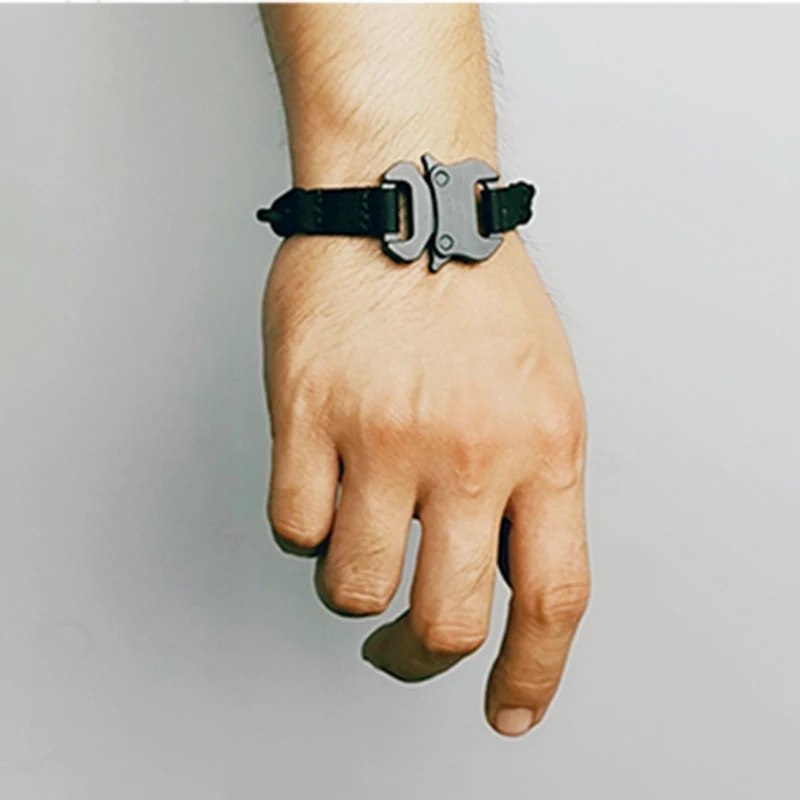 Классные черные каучуковые зажимы манжеты тактические пряжка браслет унисекс мужские и женские