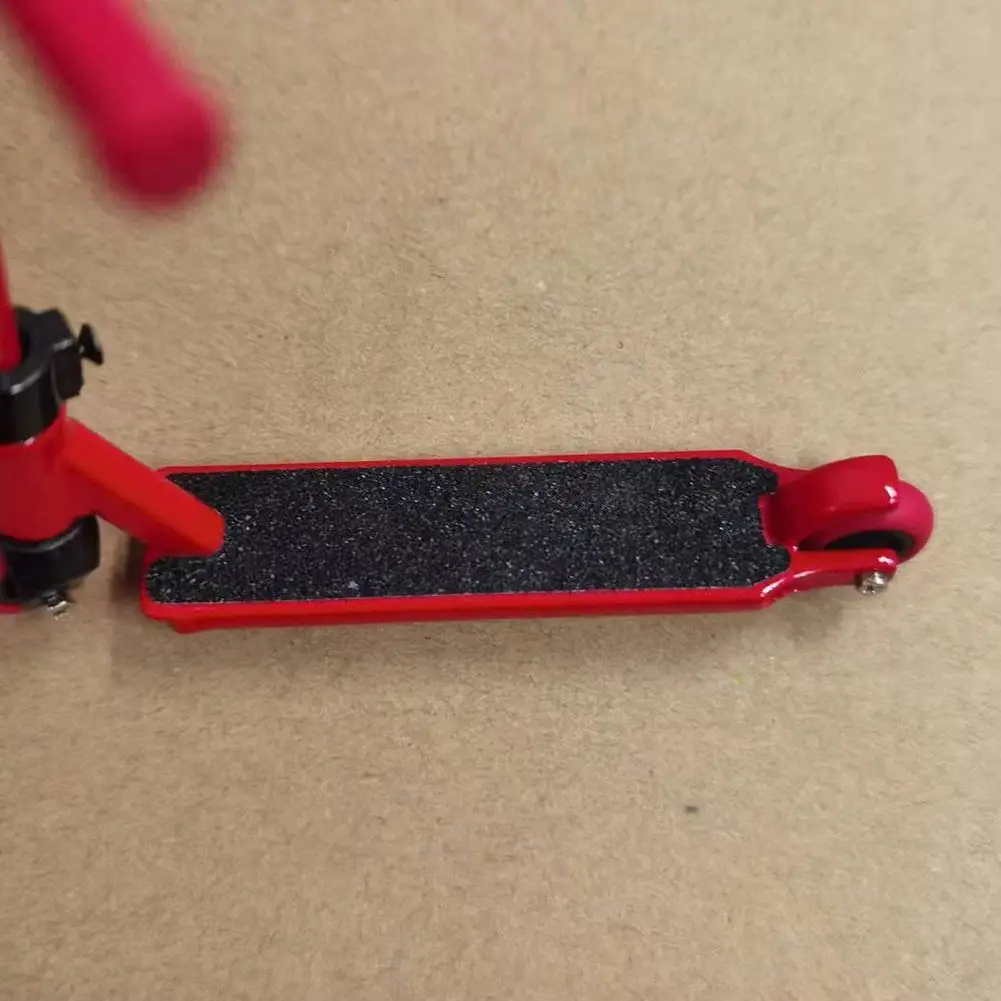 

Finger Scooter Skateboard Shoe Accessories Set Two Wheel Skate Clothes Fingerboard Bikes Fingertip Novelty Toys Scooters Child