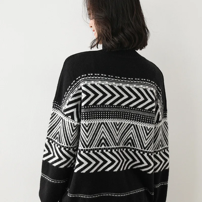 

2020 new autumn/winter sweater for women turtleneck pullover loose-fitting long-sleeved blouse black and white diamond Mosaic