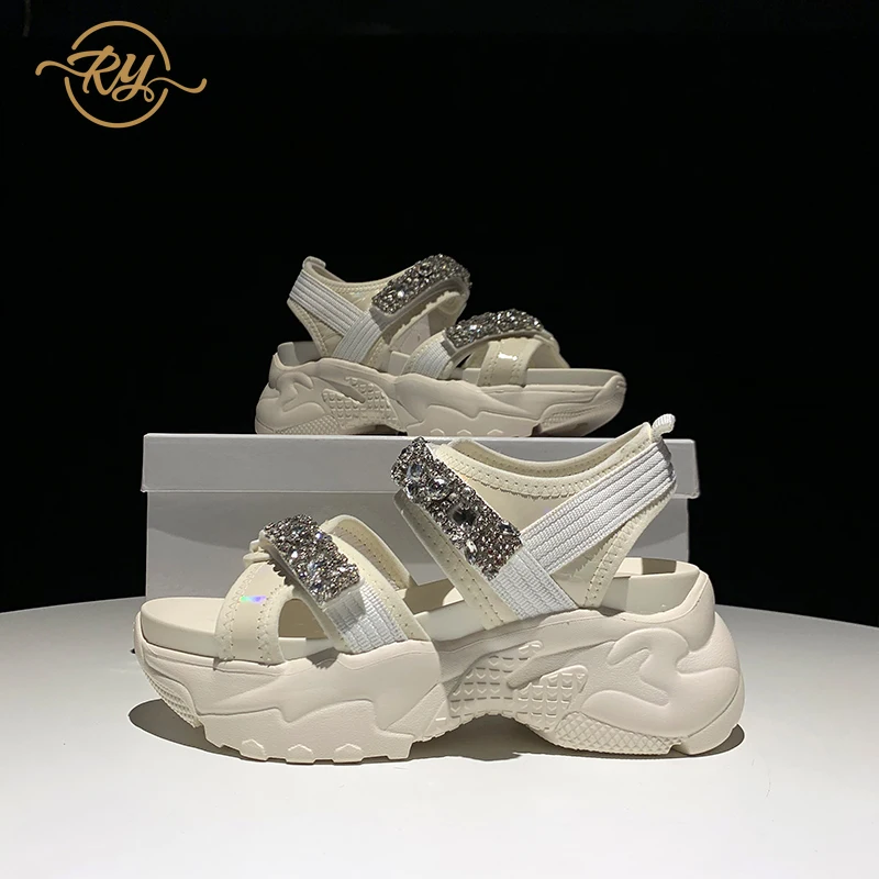 Женские босоножки из натуральной кожи на высоком каблуке модные танкетке