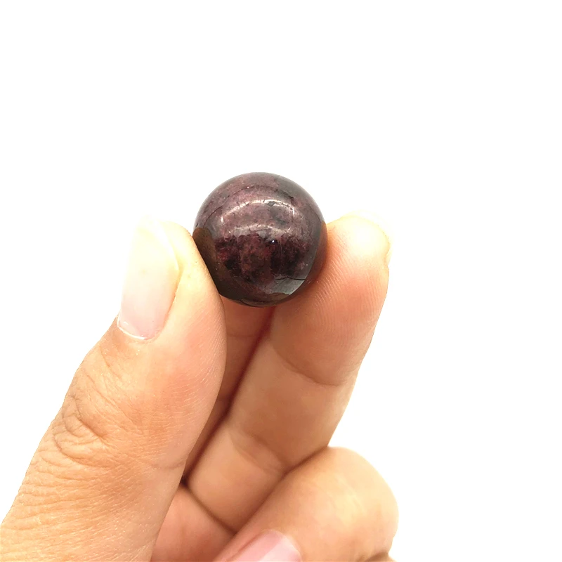 

Drop Shipping 1PC Natural Garnet Sphere Crystal Ball Reiki Quartz Energy Healing Stone Mineral Natural Stones and Crystals