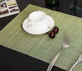 Green Термостойкие салфетки устойчивые к пятнам противоскользящие моющиеся прямоугольный ПВХ настольные коврики тканые виниловые салфетки 30x45 см красочные - Color: Green