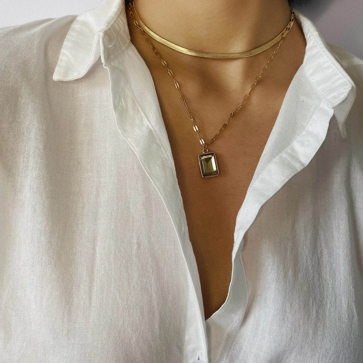 Женское многослойное ожерелье цепочка ZA в стиле панк массивное с кулоном виде