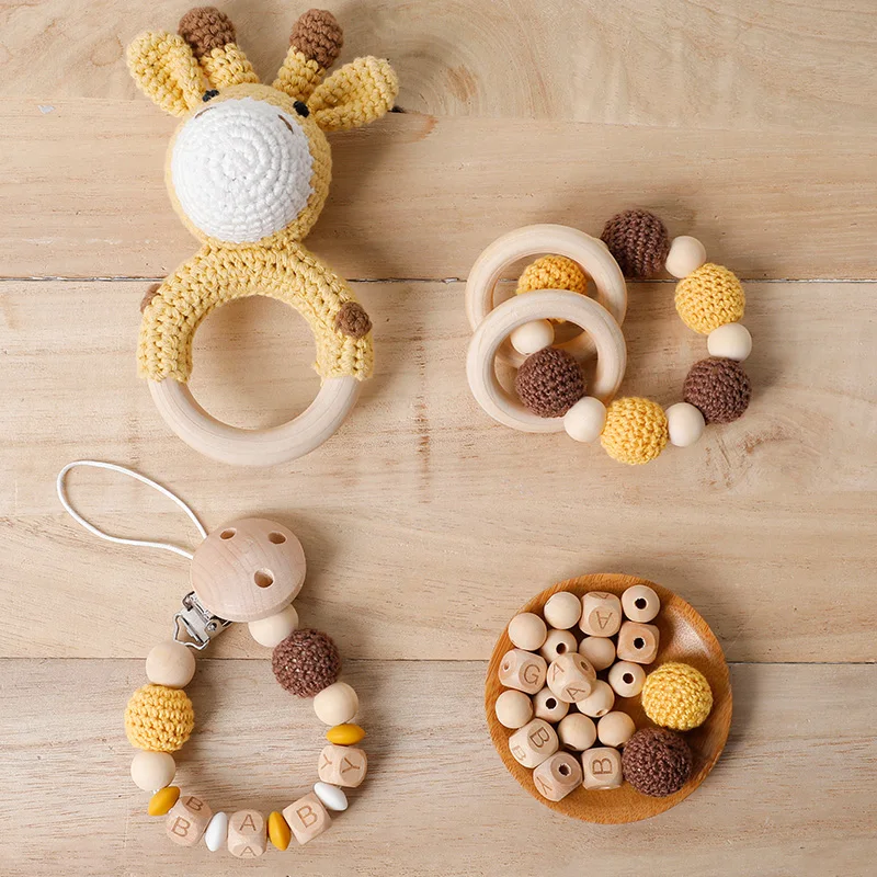 

1pc Baby Teether Crochet Animal Rattle Giraffe Personalised Dummy Soother Chain Holder Teething Bracelet Wooden Rodent Gym Toys