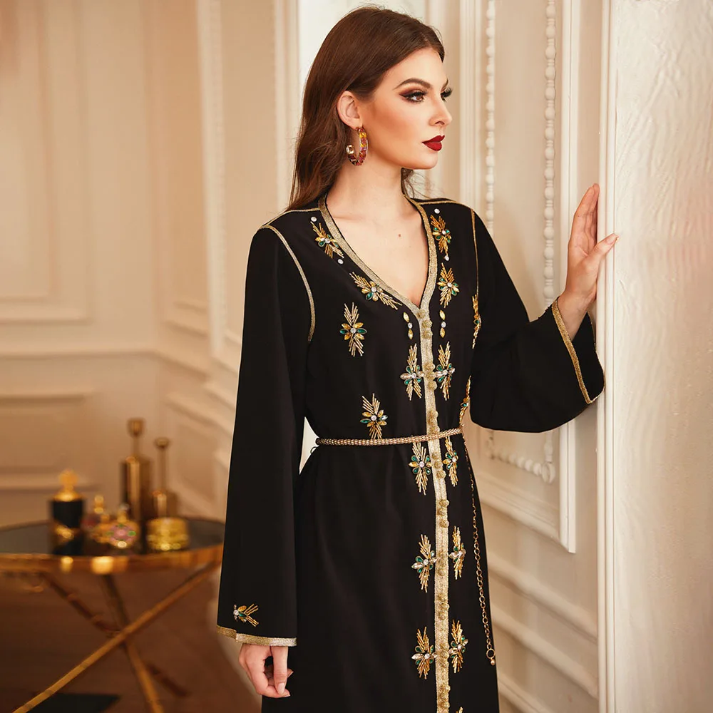 Черная абайя с камнями Дубай мусульманская Мода длинное платье поясом V-образным