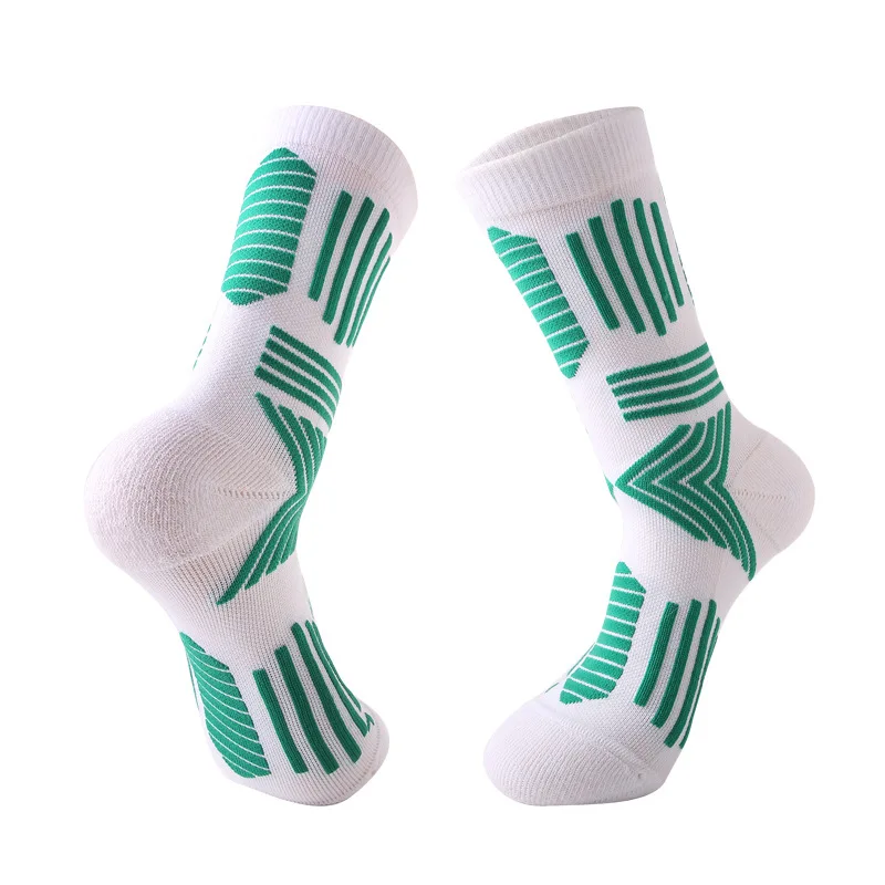 

New Men's Running Socks Non Slip Design Cycling Socks Outdoor Running Socks Nylon Fabric Breathable Men's Basketball Socks