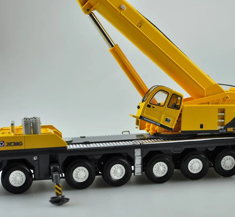 XCMG QAY200T 1:50 сплав кран Модель автомобиля литья под давлением инженерный