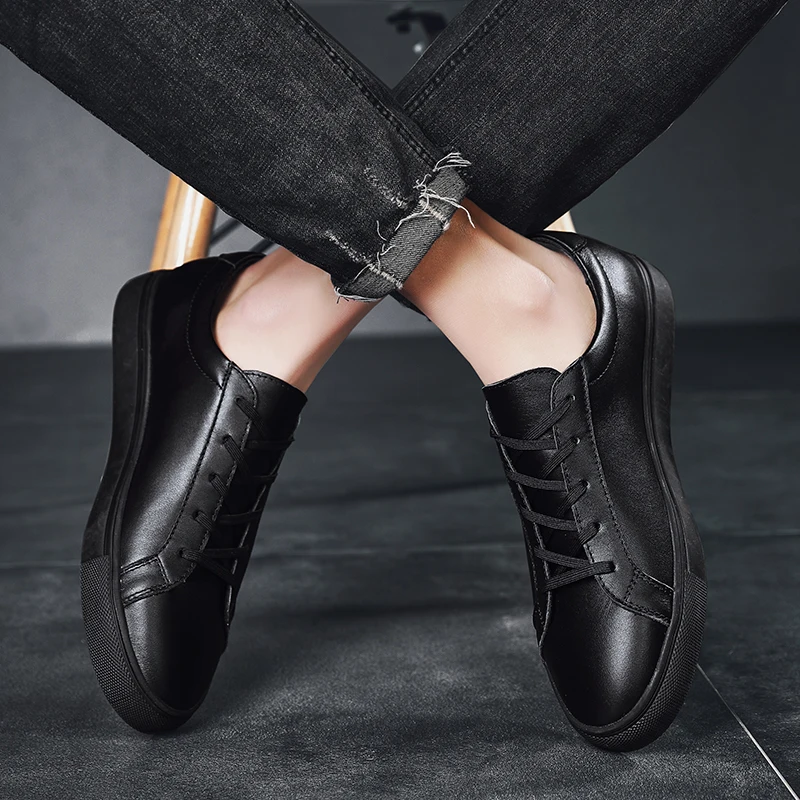 

Men Fashion Leather Casual Loafers Soft Comfortable Leather Shoes Men's Lightweigh Moccasins Fashion Sneakers
