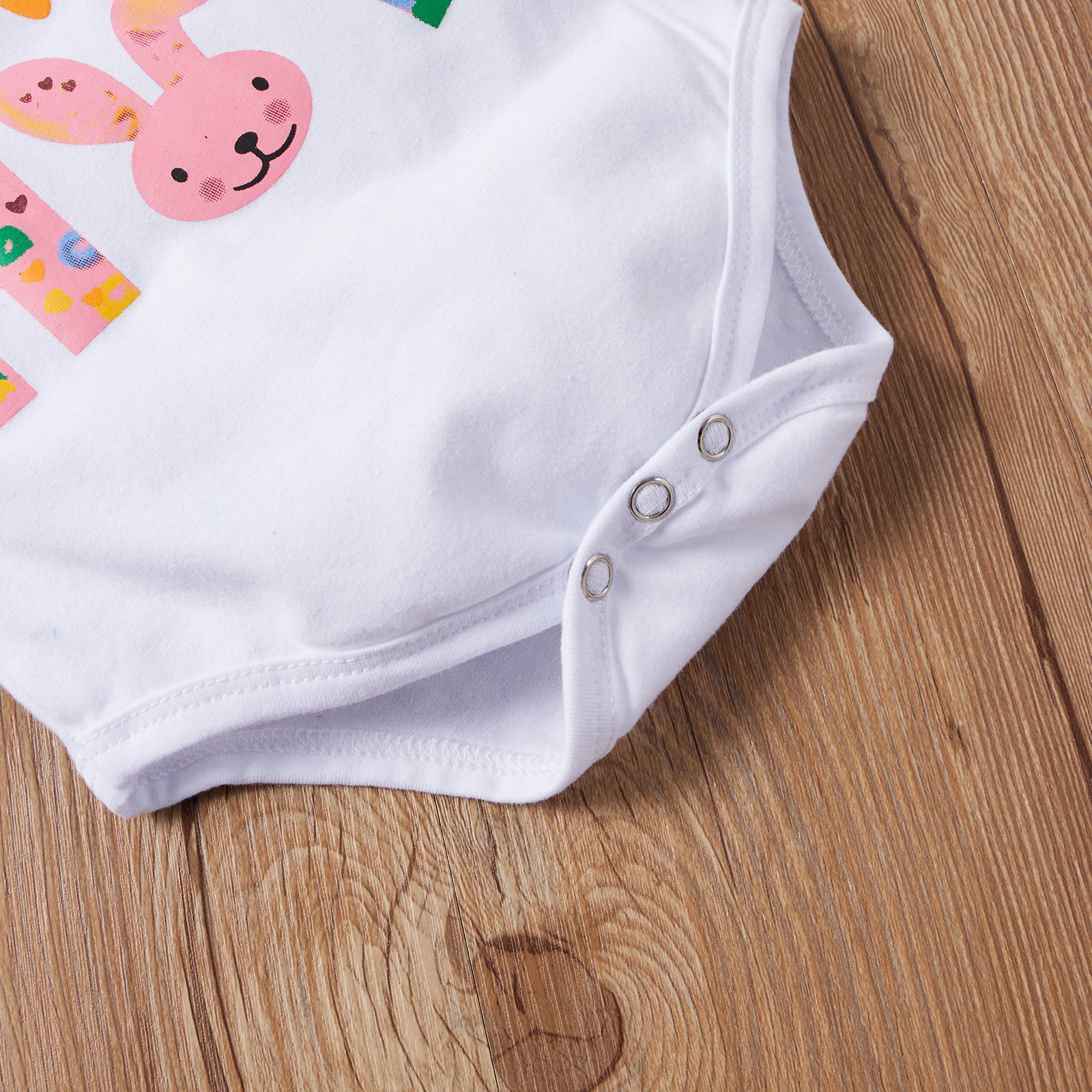 

Easter Girl\u2019s 3Pcs Summer Clothes Set Letter Printed Short Sleeve Tops with Colorful Tulle Short Skirt and Headband