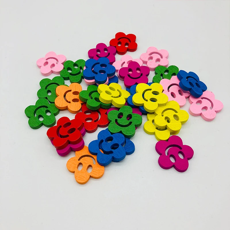 

100Pcs/Lot Colorful Flowers With Smile Painting Wooden Buttons For Children Clothing Sewing Buttons Diy Gift Decoration Card