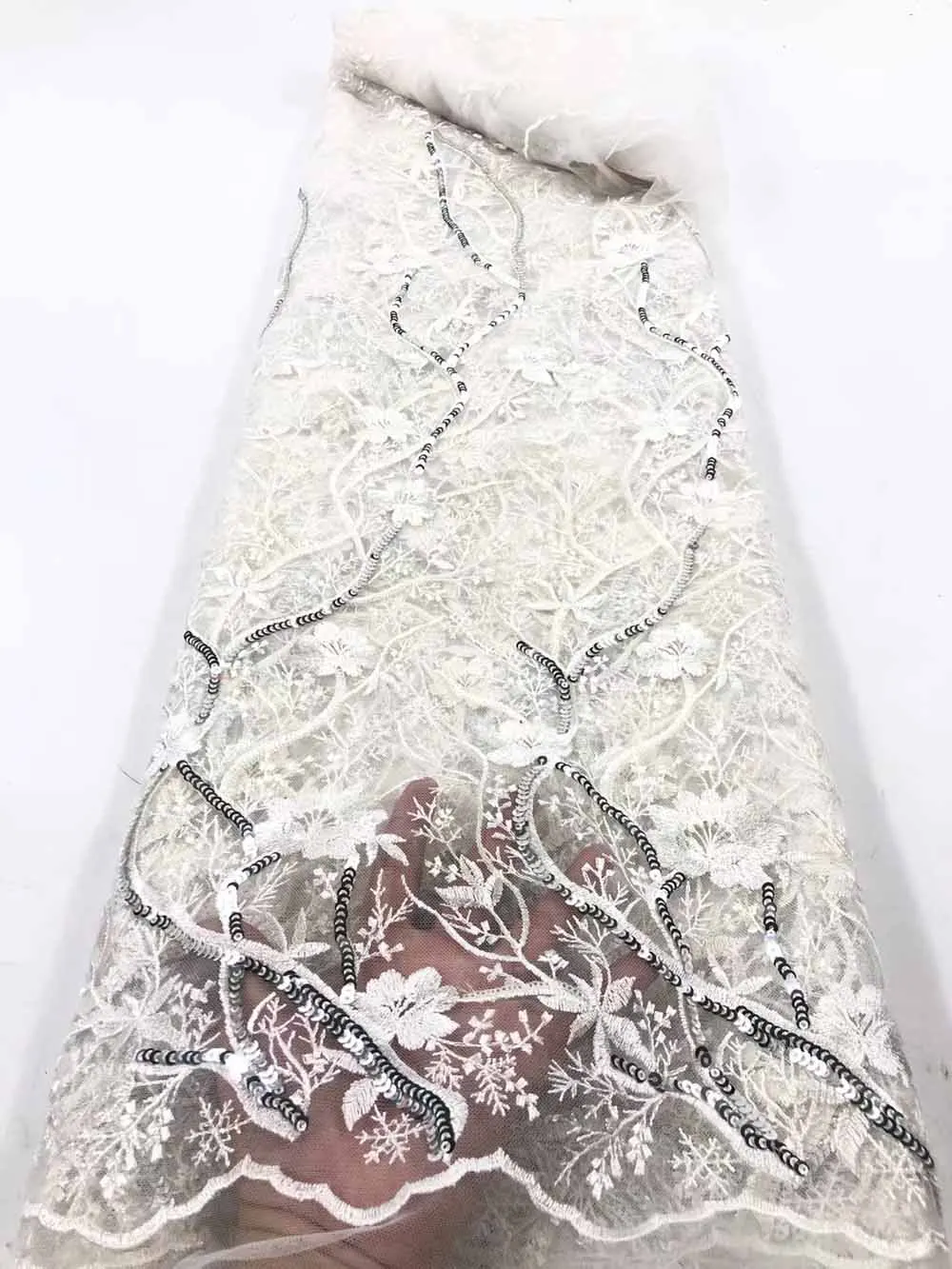 

High Quality Lace Fabric Sequin Embroidery French Tulle Mesh Fabric Africa Nigeria Design Sewing Dress Skirt 5 Yards Wholesale