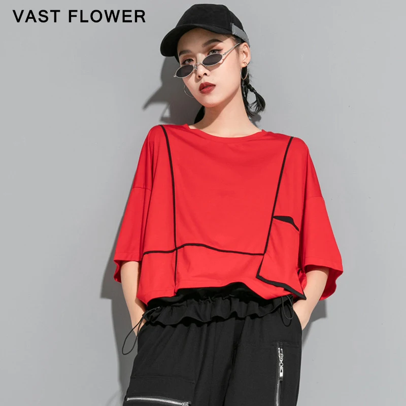 

Футболка женская с круглым вырезом, коротким рукавом и карманами