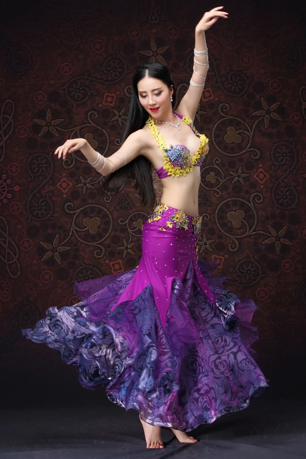 Belly Dancing Clothes Performance Women Dancewear for Oriental Dance Outfits Belly Dance Beaded Costume 2pcs/set Bra and Skirt