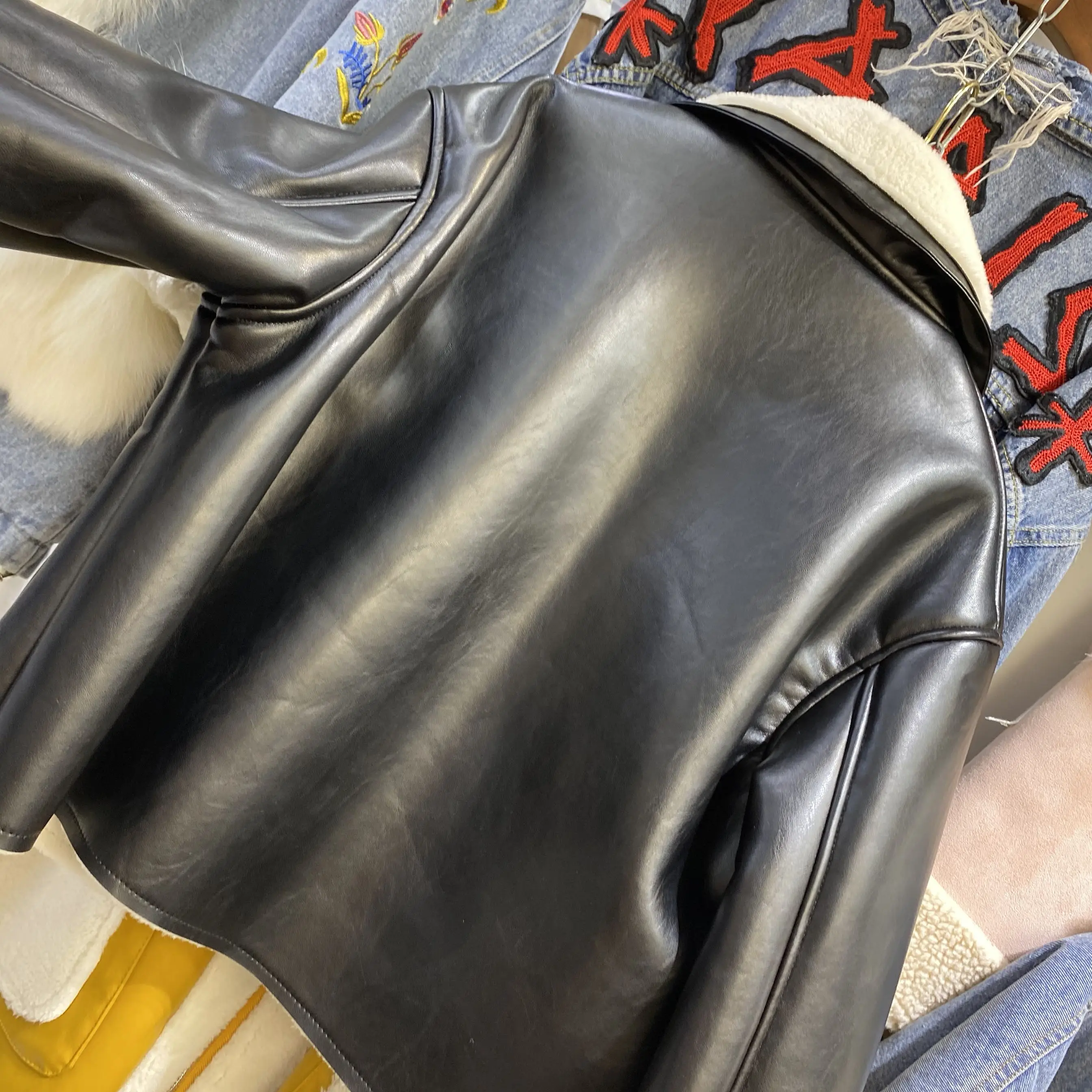 

Fashion Winter Fur Integrated Cotton Padded Jacket Women Motorcycle Leather Clothing