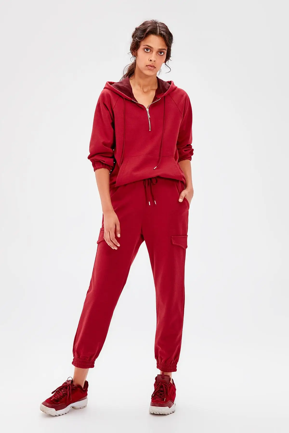 Trendyol бордовые трикотажные спортивные штаны TWOAW20EA0033
