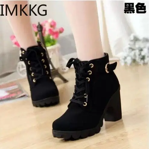 Женские ботинки на высоком каблуке однотонные толстой подошве со шнуровкой в