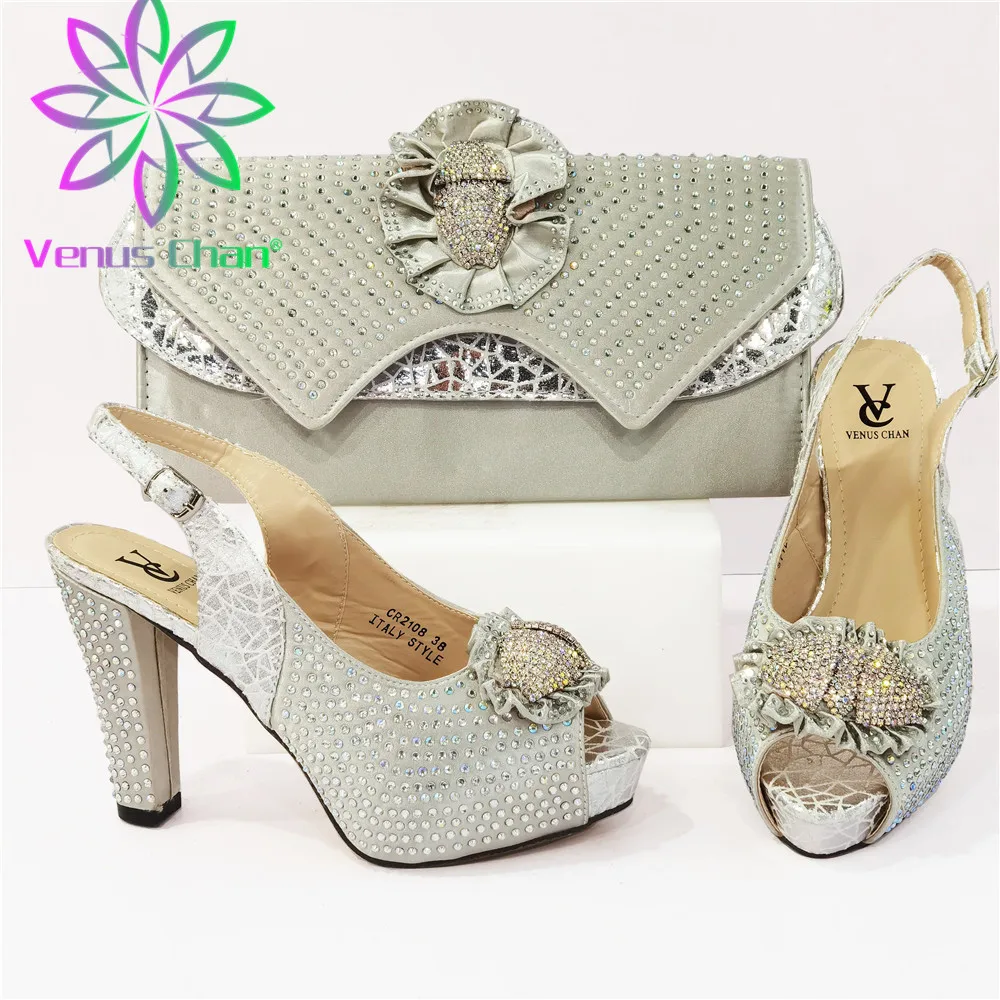 

African 2021 Newest Colorful Crystal Style Silver Color Italian Design Party Ladies Shoes and Bag Set Decorated With Rhinestone