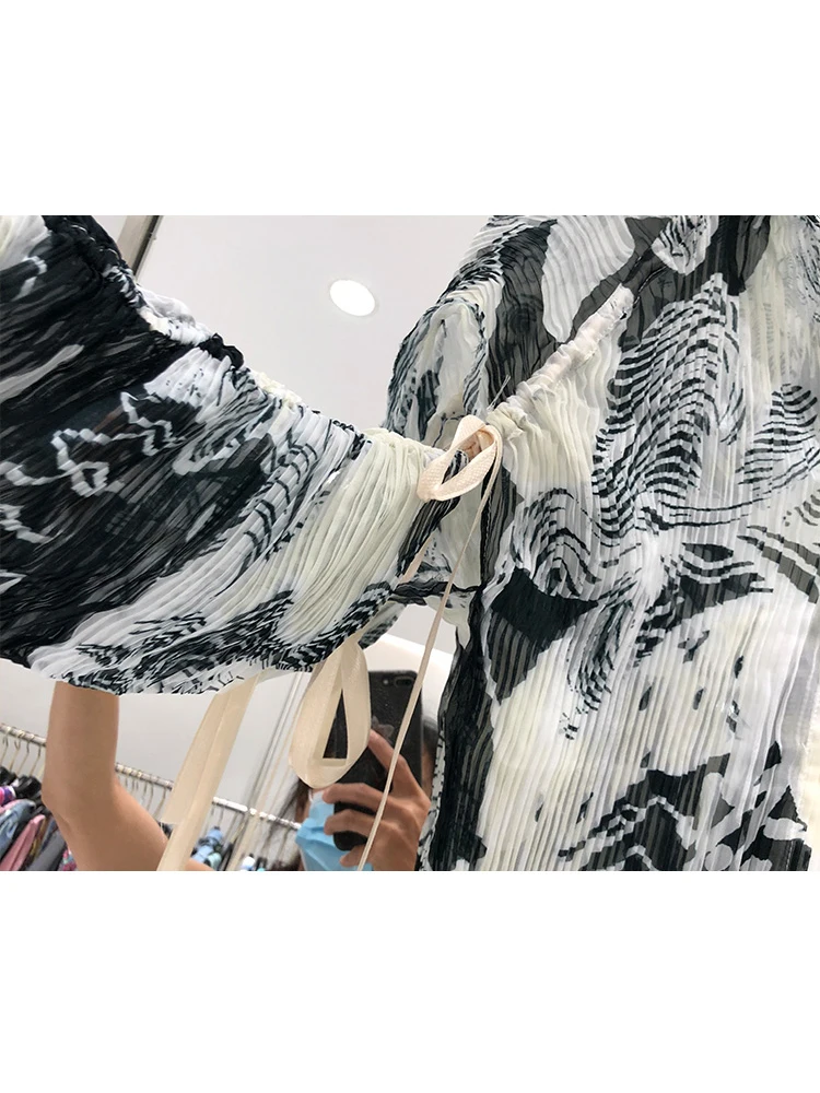 

Free shipping heavy craft pleated lace openwork removable sleeve retro printing loose shirt ladies summer new personality