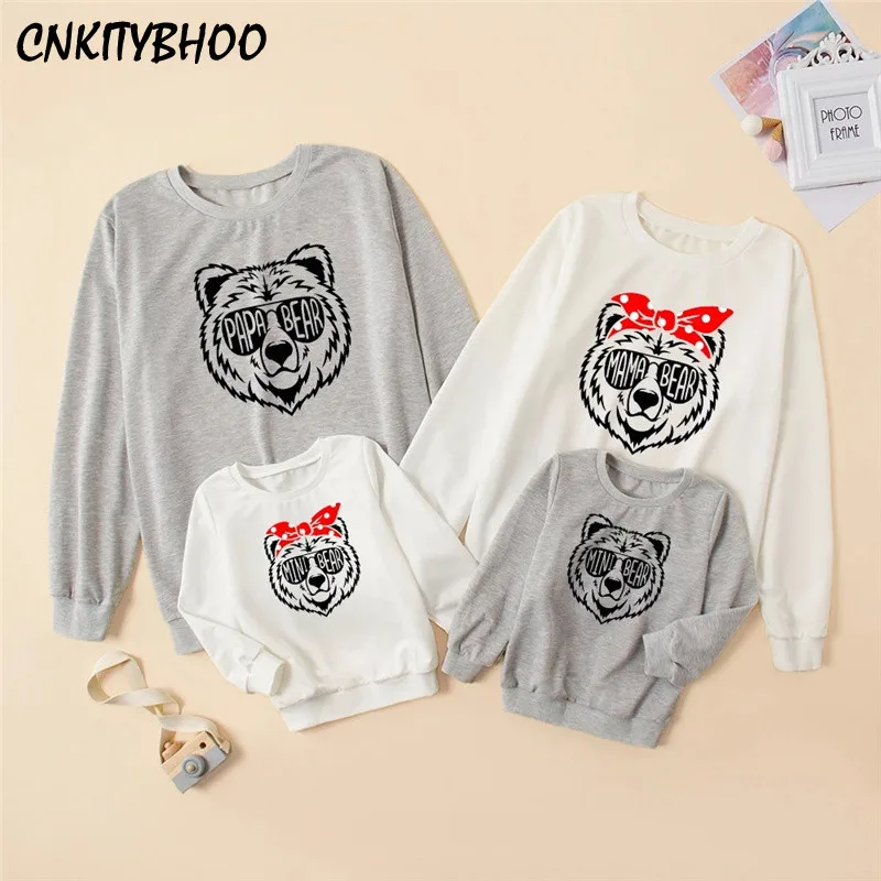 

Family Matching Outfits utumn Sunglasses Bear Family Sweatshirts Mother Father And Kids Matching Tops Clothes