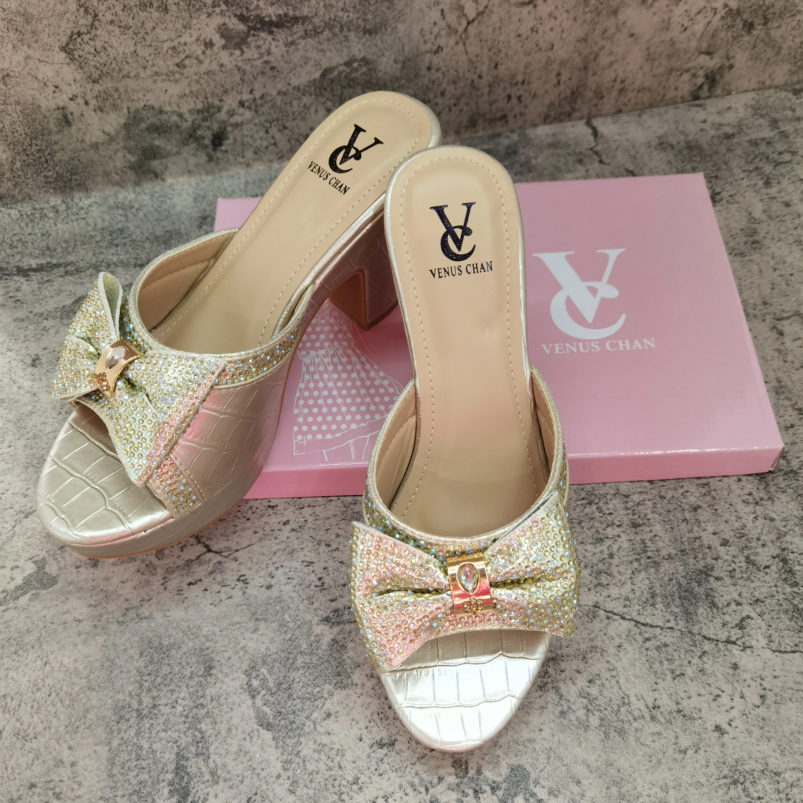 Итальянская модельная обувь для женщин Роскошные 2020 свадебных туфель в