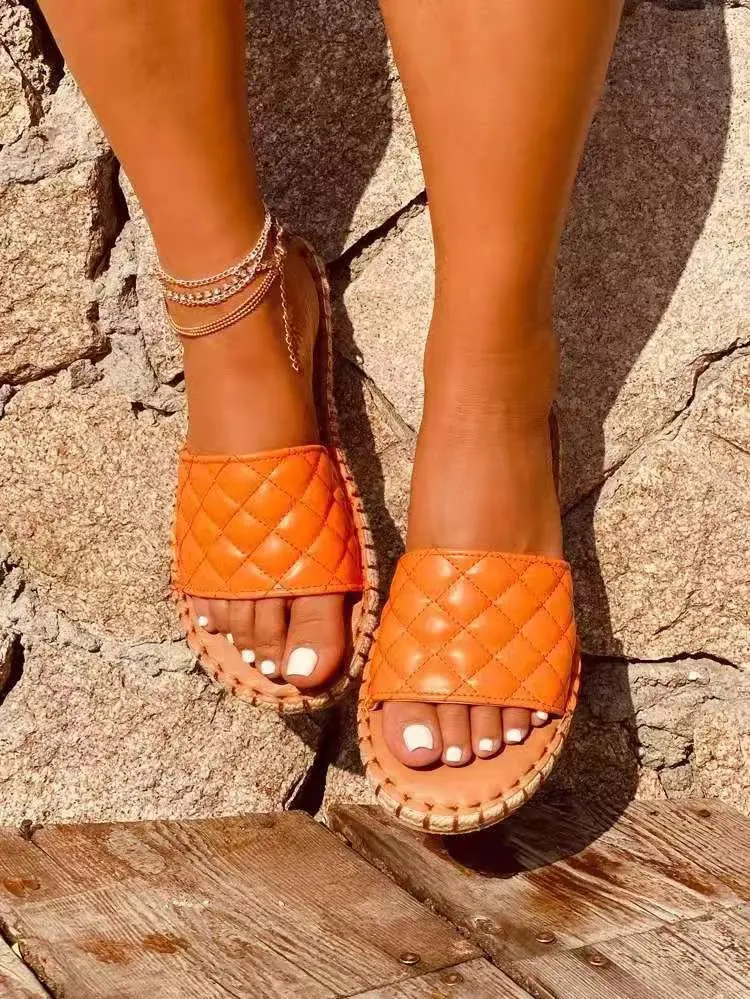 

2021 Women's Shoes Summer Flats Sandals Platform Fashion Outerwear Flat Heel Beach Shoes Flip Flops Casual Women Slippers Shoes