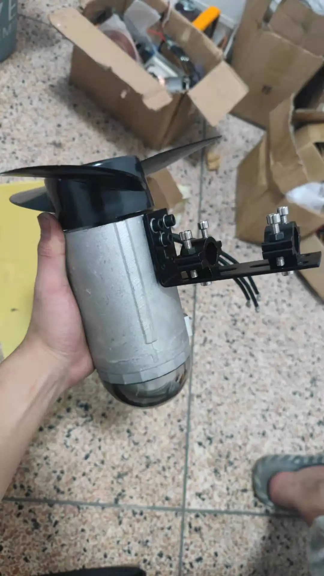 

Бесщеточный подводный пропеллер 1000 w24v