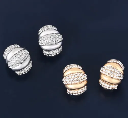 Разноцветные латунные серьги клипсы с микрозакрепкой из фианита и кубического