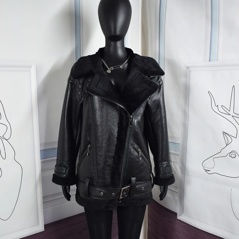 Winter Fashion Thick And Warm Sheepskin  Leather Jacket Coat Women's Long-Sleeved Belt Outwears Women New Street Wear Tops