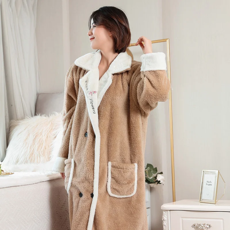 Winter Flannel Bathrobe Women Fleece Long Sleeve Thicken Long Robes 2 Pockets Homewear Sleepwear Warm Robe Nightwear Plus Size