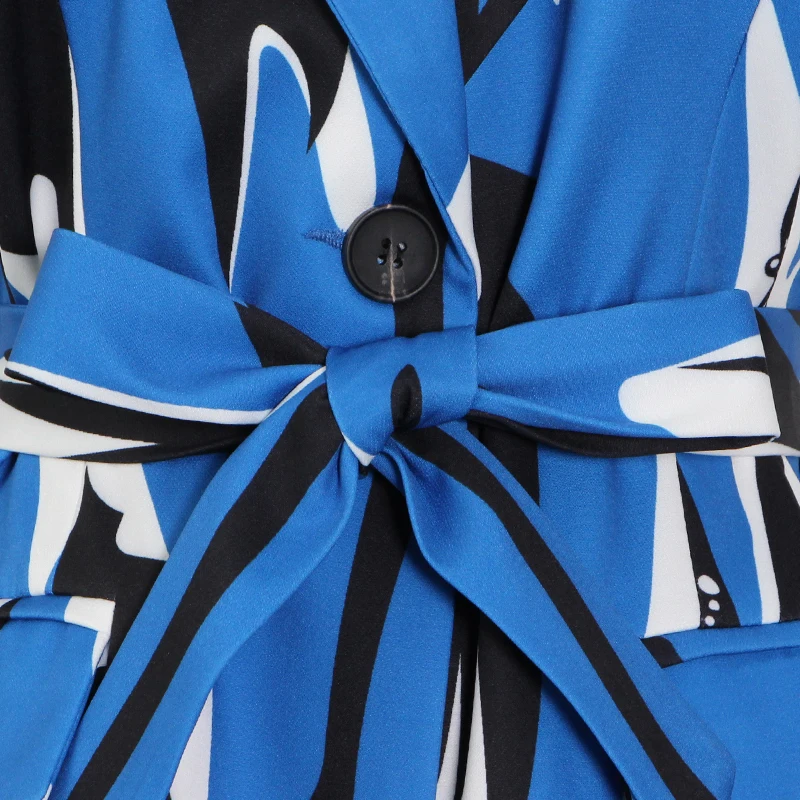 

TWOTWINSTYLE Print Two Piece Set For Women Notched Sleeveless Hit Color Top High Waist Straight Pants Designer Sets Female 2021