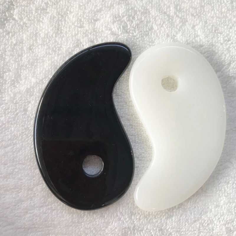 

2 Pcs Beeswax Guasha Scraping Massage Scraper Face Massager Acupuncture Gua Sha Board Acupoint Face Eye Care SPA Massage Tool