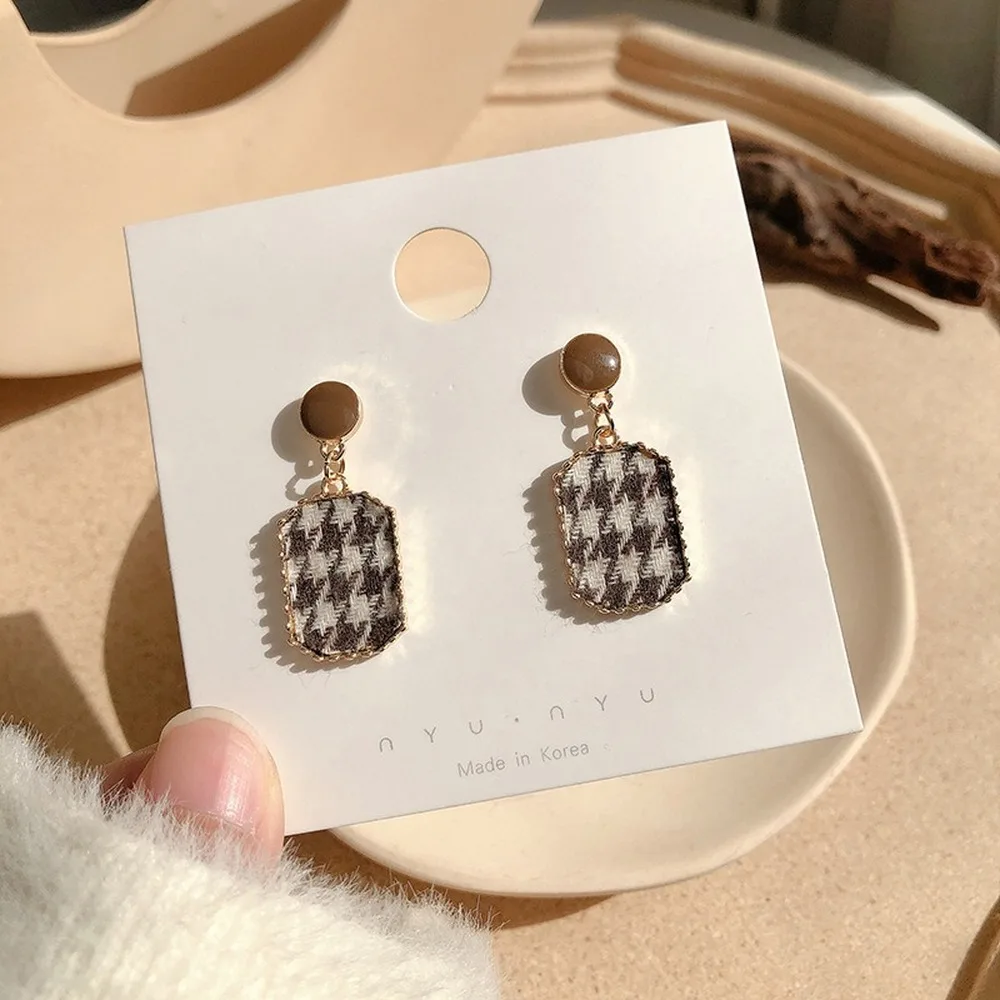 

Korean Temperament Simple Houndstooth Statement Earrings Geometric Asymmetry Pendant Earrings Female Earrings Jewelry Gift