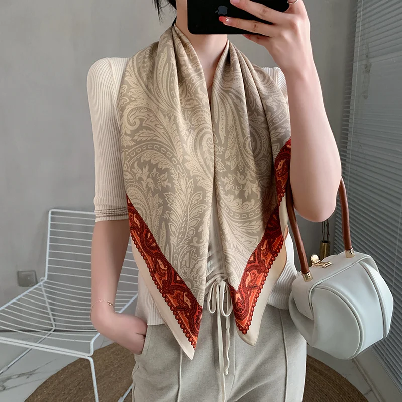 

2022 High quality Classic Leopard Print Silk Scarf 90cm Large Square Scarf Printing Imitation Scarf Shawl Headscarf Female Warm