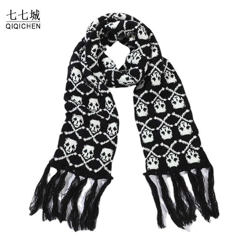 

Demon Skull Scarf Women Man Winter Knitted Pashmina Shawl Black Acrylic Echarpe Luxury Female Casual Skeleton Wrap with Fringes