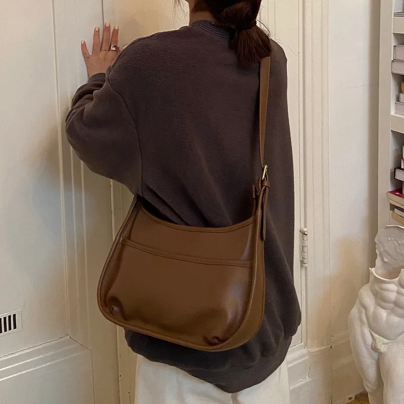 

Women Crossbody Bags Retro Design Simple Solid Underarm Bag Female Fashion Pu Leather High Capacity Shoulder Messenger Bag