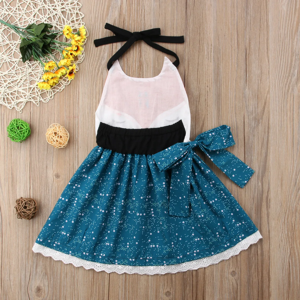 Милое платье для маленьких девочек детское летнее праздничное с открытой спиной