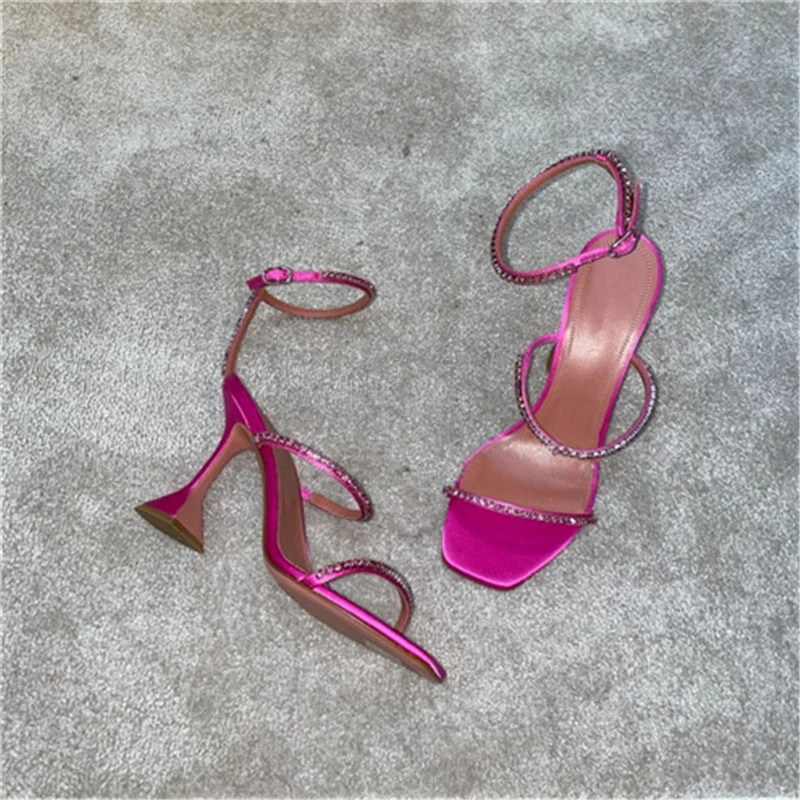 

2021 European and American women's high-heeled sandals with diamond decoration wine glass heel banquet shoes