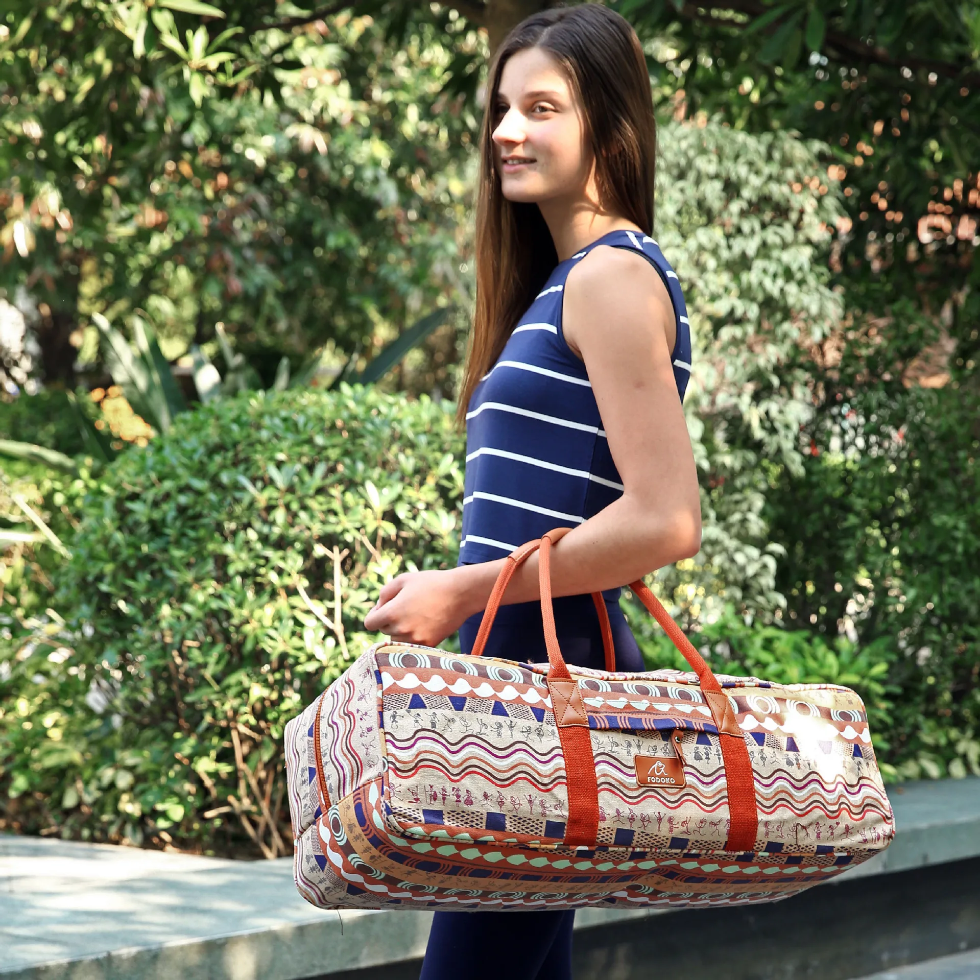 

Женская модная сумка для фитнеса с вышивкой