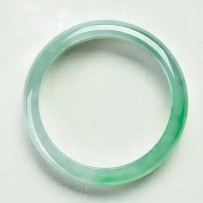 

Send Certificate Natural Myanmar Emerald A Grade Ice Bottom Light Green Two-tone Jade Bracelet Exquisite Princess Female Friends