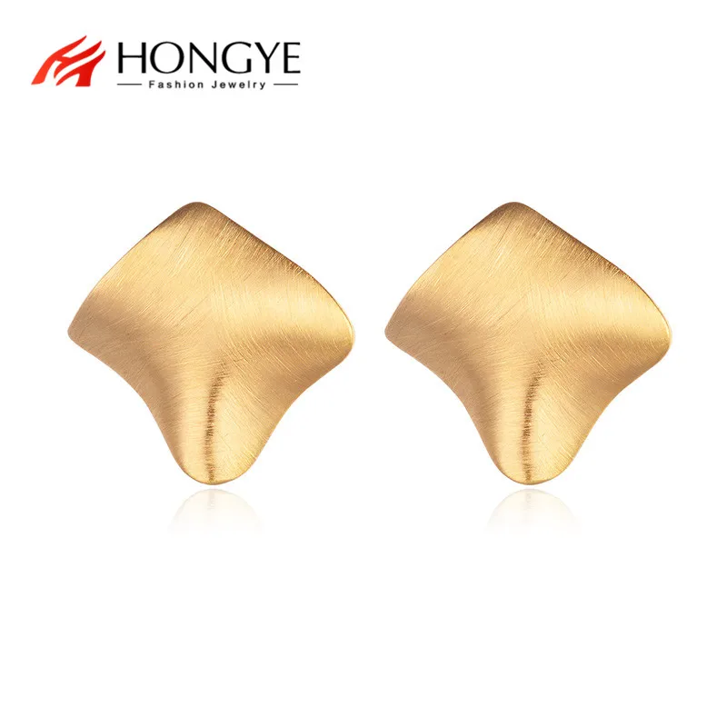 

HONGYE Irregular Metal Geometric Stud Earrings For Women Fashion Statement Punk Jewelry Accessories Party Bijoux Gift 2021