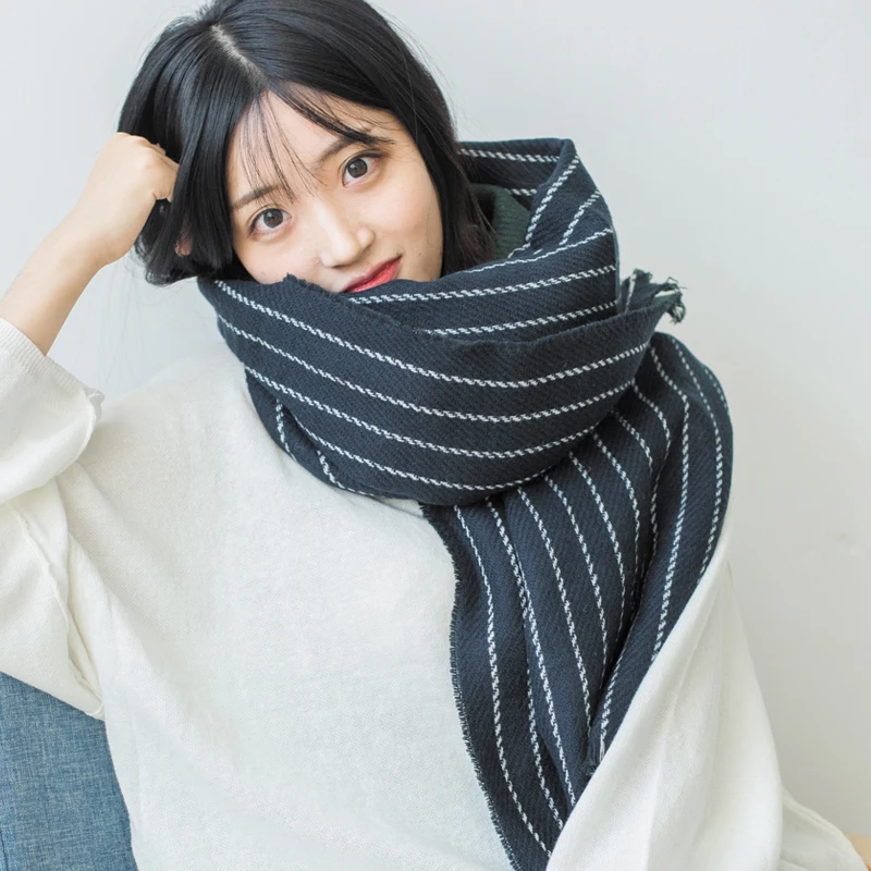 

2020 Women's scarf winter, literary stripes warm and thick Harajuku tassel shawl, scarves for ladies luxury brand tippet
