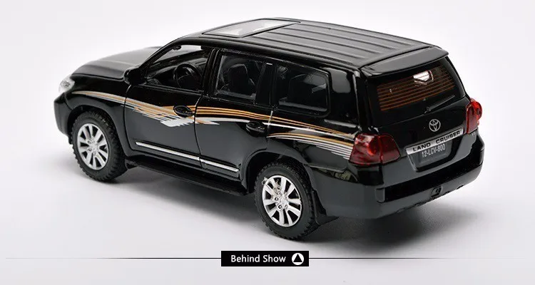 1/32 внедорожник Toyota Land Cruiser, брелок для автомобильных ключей, модели 4 дверь открыта тянуть обратно светильник музыка металлический автомобиль игрушка для детей мальчиков и девочек собрать