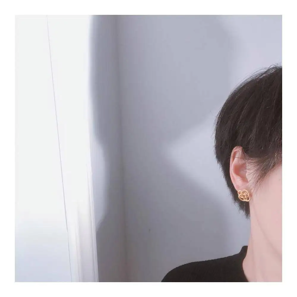 

camellia elegant stud earrings